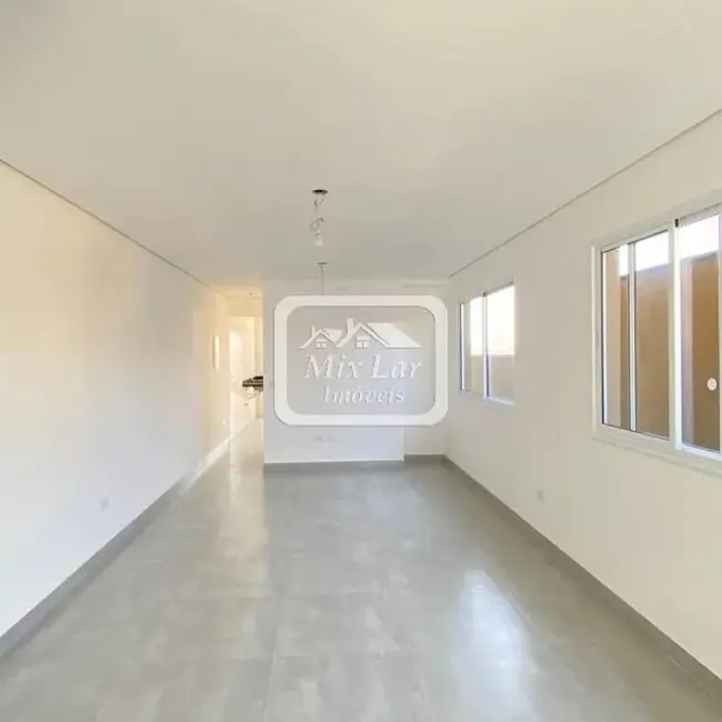 Sobrado com 3 quartos à venda, 220m2 em Bela Vista, Osasco - SP - imagem 4 Foto 4 de Sobrado com 3 quartos à venda, 220m2 em Bela Vista, Osasco - SP