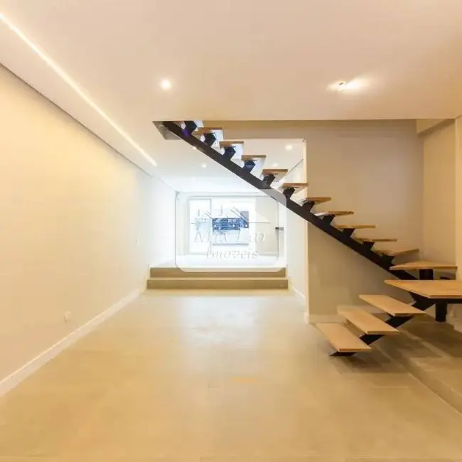 Foto 1 de Sobrado com 5 quartos à venda, 235m2 em Bela Vista, Osasco - SP