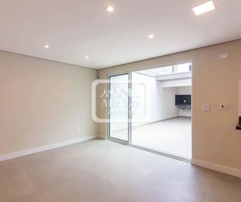 Foto 3 de Sobrado com 5 quartos à venda, 235m2 em Bela Vista, Osasco - SP