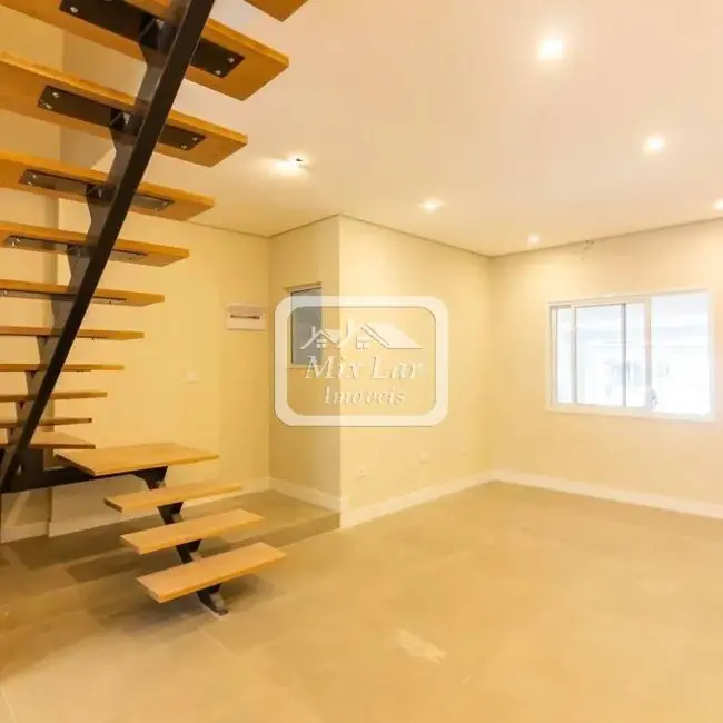 Foto 2 de Sobrado com 5 quartos à venda, 235m2 em Bela Vista, Osasco - SP