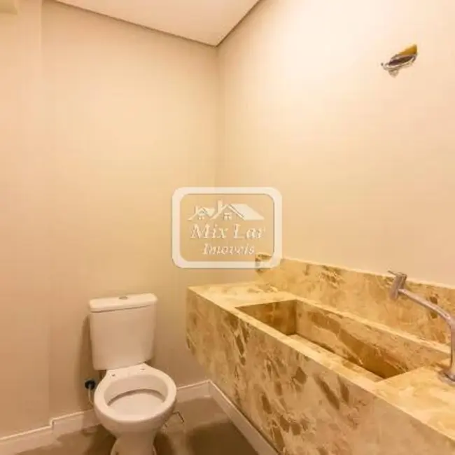 Foto 7 de Sobrado com 5 quartos à venda, 235m2 em Bela Vista, Osasco - SP