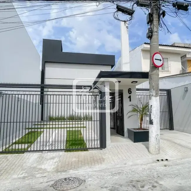 Casa com 2 quartos à venda, 64m2 em Pestana, Osasco - SP - imagem 1 Foto 1 de Casa com 2 quartos à venda, 64m2 em Pestana, Osasco - SP