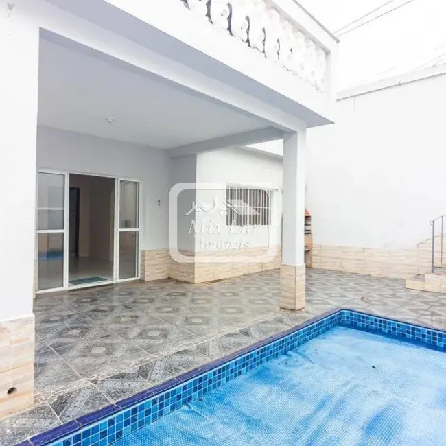 Sobrado com 3 quartos à venda, 140m2 em Jardim das Flores, Osasco - SP - imagem 5 Foto 5 de Sobrado com 3 quartos à venda, 140m2 em Jardim das Flores, Osasco - SP