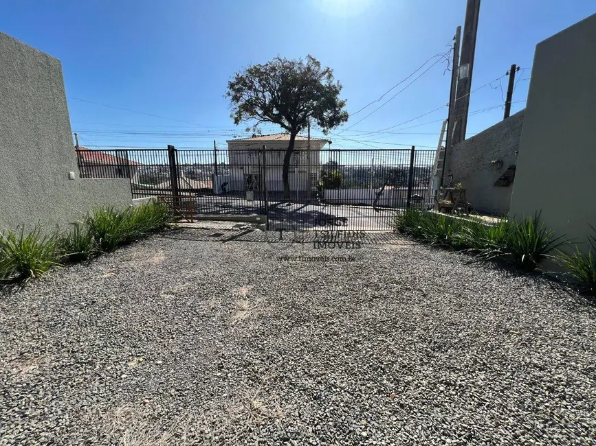 Foto 3 de Casa com 3 quartos à venda, 616m2 em Uvaranas, Ponta Grossa - PR