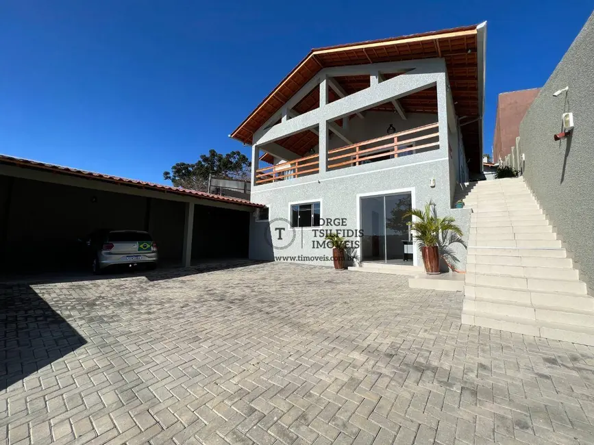 Foto 6 de Casa com 3 quartos à venda, 616m2 em Uvaranas, Ponta Grossa - PR