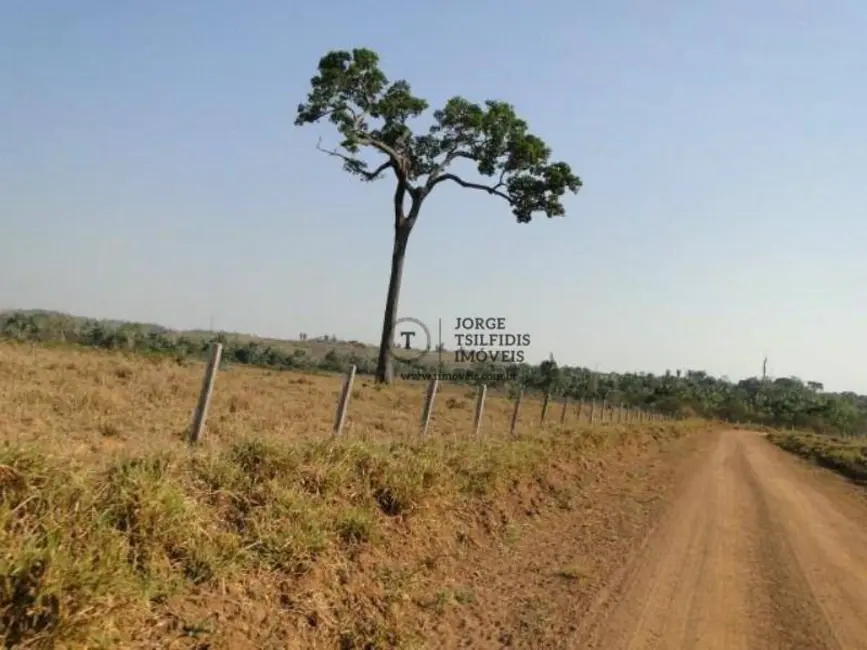 Foto 8 de Fazenda / Haras com 5 quartos à venda, 16777215m2 em Juina - MT