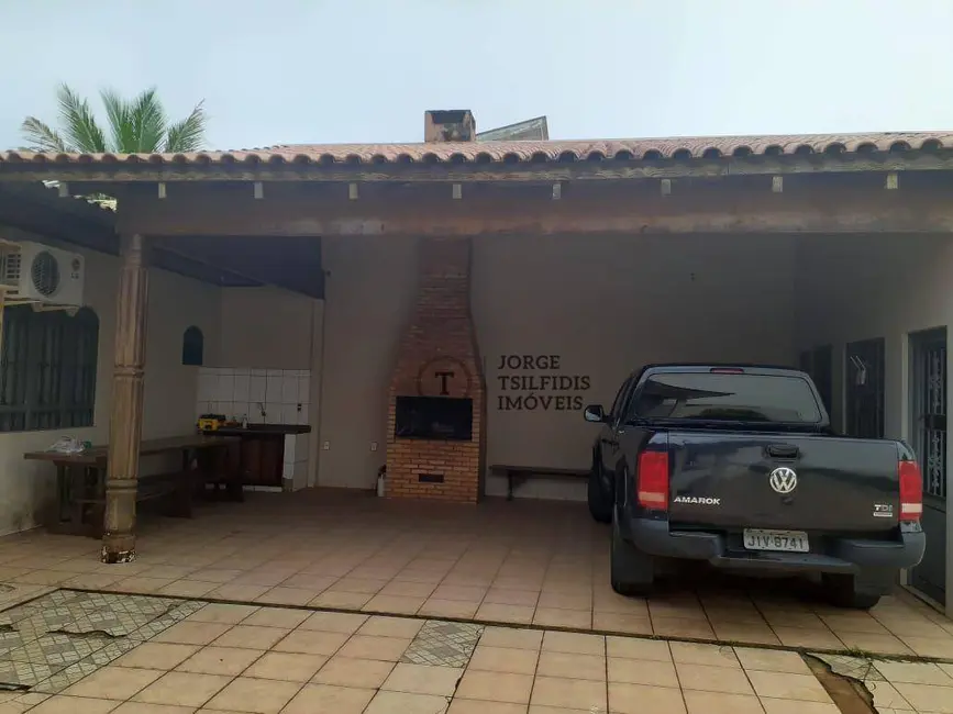 Foto 2 de Casa com 3 quartos à venda, 560m2 em Jardim Maringá, Sinop - MT
