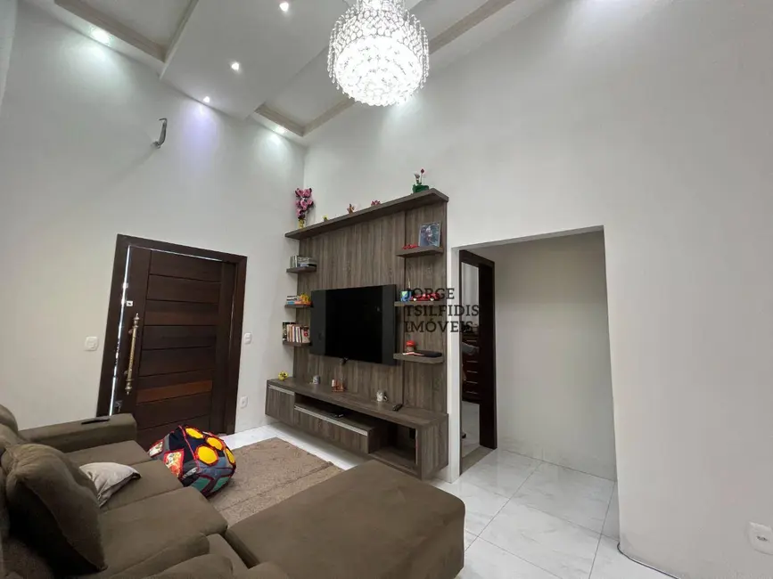 Casa com 3 quartos à venda, 297m2 em Jardim Maringá, Sinop - MT - imagem 8 Foto 8 de Casa com 3 quartos à venda, 297m2 em Jardim Maringá, Sinop - MT