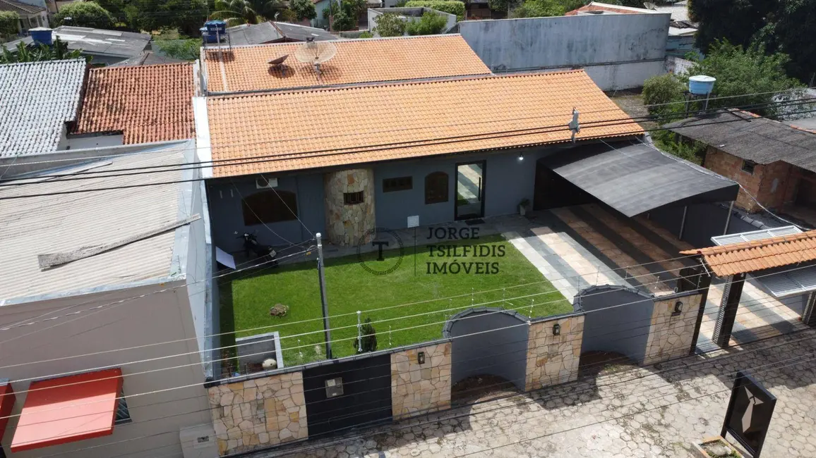 Casa com 3 quartos à venda, 525m2 em Setor Residencial Sul, Sinop - MT - imagem 5 Foto 5 de Casa com 3 quartos à venda, 525m2 em Setor Residencial Sul, Sinop - MT