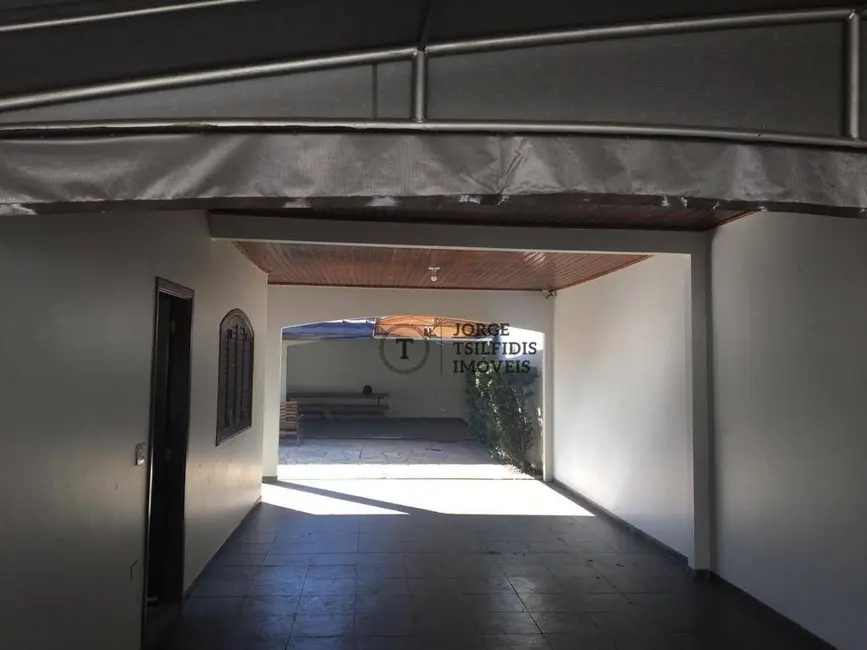 Casa com 3 quartos à venda, 525m2 em Setor Residencial Sul, Sinop - MT - imagem 7 Foto 7 de Casa com 3 quartos à venda, 525m2 em Setor Residencial Sul, Sinop - MT