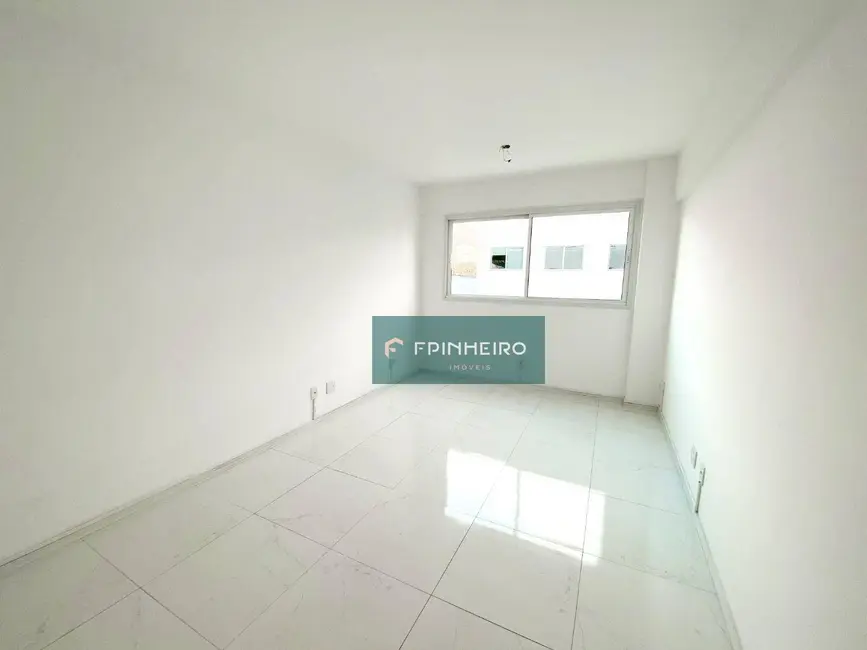 Sala Comercial à venda e para alugar, 20m2 em Rio De Janeiro - RJ - imagem 6 Foto 6 de Sala Comercial à venda e para alugar, 20m2 em Rio De Janeiro - RJ