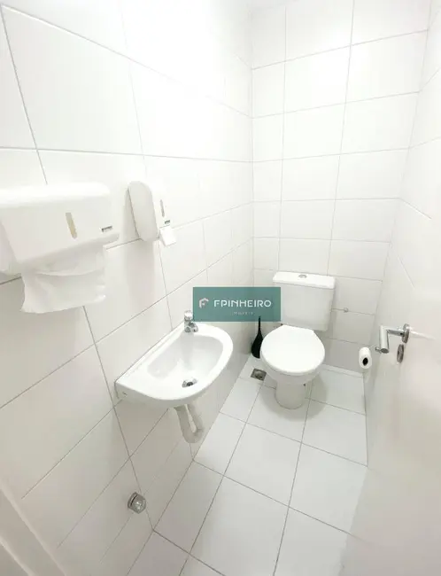 Sala Comercial à venda e para alugar, 20m2 em Rio De Janeiro - RJ - imagem 7 Foto 7 de Sala Comercial à venda e para alugar, 20m2 em Rio De Janeiro - RJ