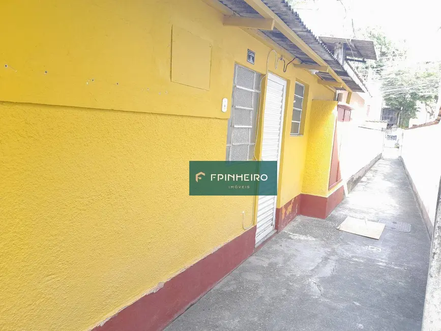 Foto 1 de Kitnet com 1 quarto para alugar, 30m2 em Cascadura, Rio De Janeiro - RJ