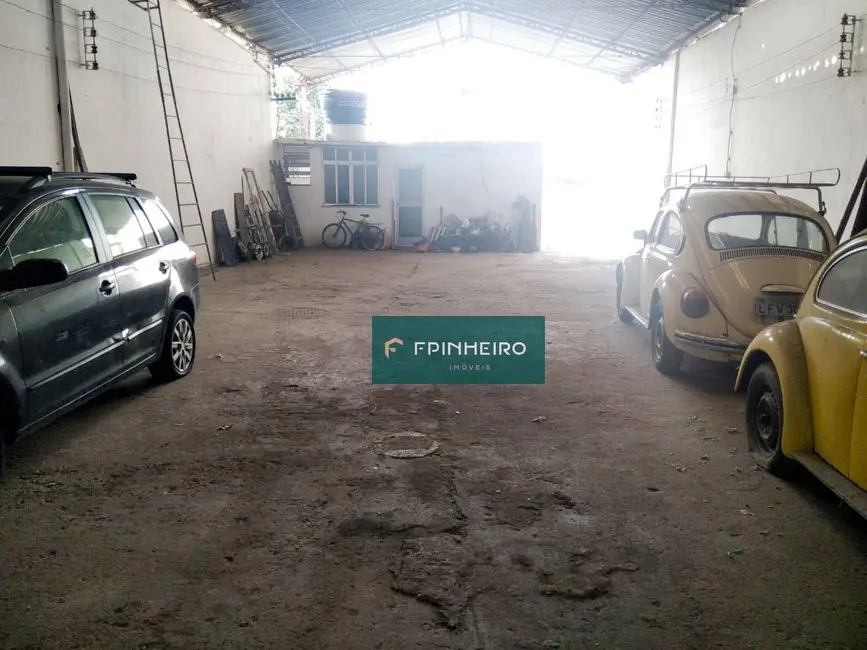 Armazém / Galpão para alugar, 442m2 em Encantado, Rio De Janeiro - RJ - imagem 9 Foto 9 de Armazém / Galpão para alugar, 442m2 em Encantado, Rio De Janeiro - RJ