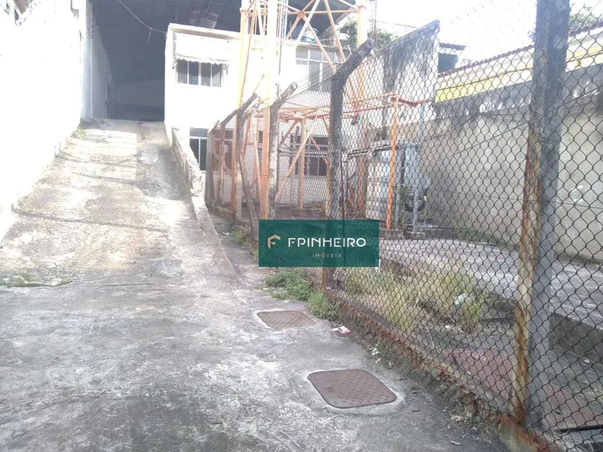 Armazém / Galpão para alugar, 442m2 em Encantado, Rio De Janeiro - RJ - imagem 3 Foto 3 de Armazém / Galpão para alugar, 442m2 em Encantado, Rio De Janeiro - RJ