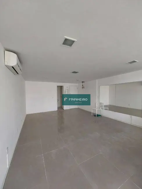 Foto 4 de Sala Comercial para alugar, 30m2 em Recreio dos Bandeirantes, Rio De Janeiro - RJ