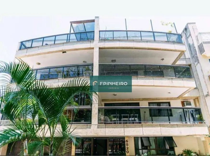 Cobertura com 3 quartos para alugar, 180m2 em Recreio dos Bandeirantes, Rio De Janeiro - RJ - imagem 1 Foto 1 de Cobertura com 3 quartos para alugar, 180m2 em Recreio dos Bandeirantes, Rio De Janeiro - RJ