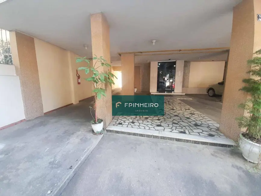 Apartamento com 2 quartos à venda e para alugar, 51m2 em Méier, Rio De Janeiro - RJ - imagem 2 Foto 2 de Apartamento com 2 quartos à venda e para alugar, 51m2 em Méier, Rio De Janeiro - RJ