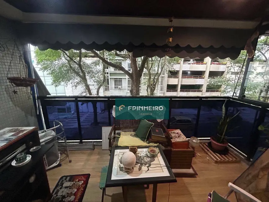 Foto 7 de Apartamento com 3 quartos à venda, 180m2 em Copacabana, Rio De Janeiro - RJ