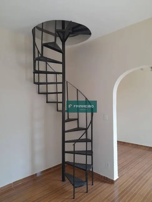 Foto 2 de Casa com 2 quartos para alugar, 52m2 em Encantado, Rio De Janeiro - RJ