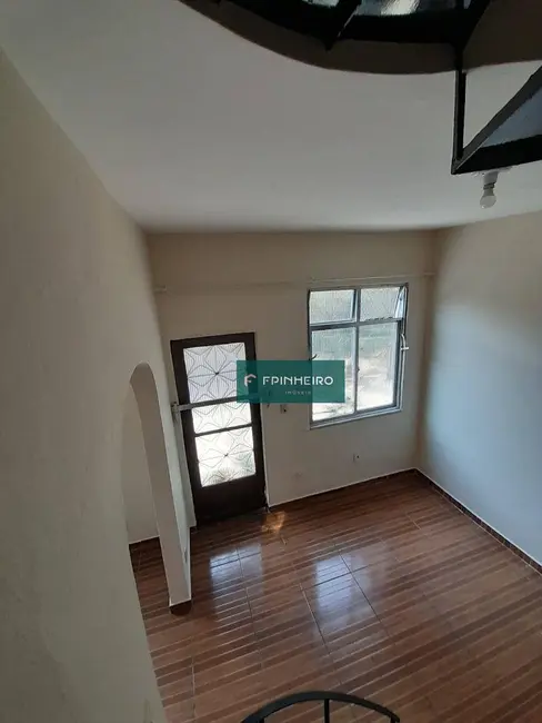 Foto 6 de Casa com 2 quartos para alugar, 52m2 em Encantado, Rio De Janeiro - RJ