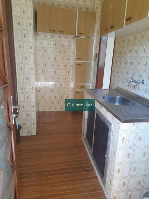 Foto 7 de Casa com 2 quartos para alugar, 52m2 em Encantado, Rio De Janeiro - RJ