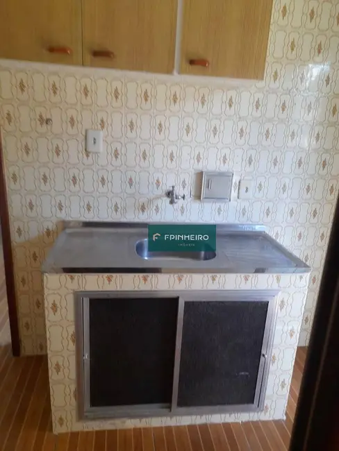 Foto 8 de Casa com 2 quartos para alugar, 52m2 em Encantado, Rio De Janeiro - RJ