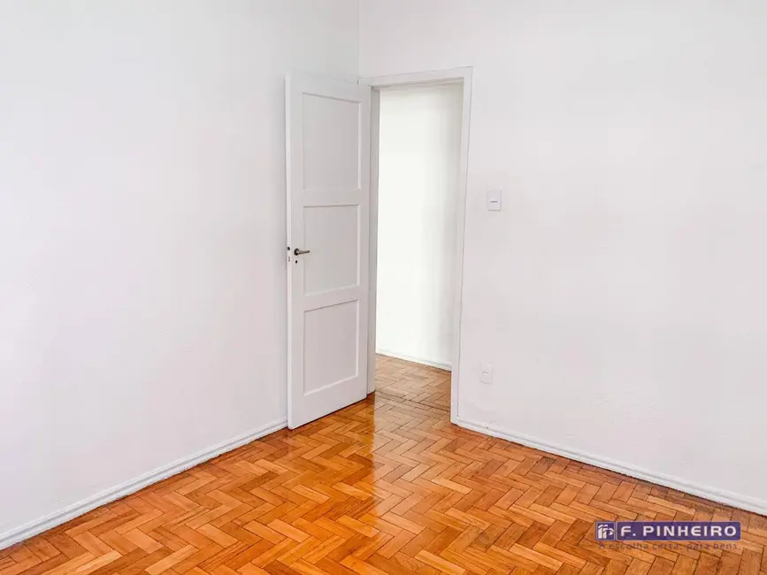 Apartamento com 2 quartos para alugar, 72m2 em Flamengo, Rio De Janeiro - RJ - imagem 9 Foto 9 de Apartamento com 2 quartos para alugar, 72m2 em Flamengo, Rio De Janeiro - RJ