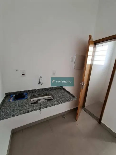 Loja para alugar, 141m2 em Méier, Rio De Janeiro - RJ - imagem 6 Foto 6 de Loja para alugar, 141m2 em Méier, Rio De Janeiro - RJ