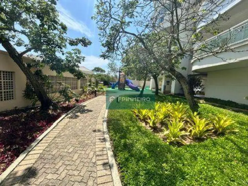 Cobertura com 3 quartos para alugar, 220m2 em Barra da Tijuca, Rio De Janeiro - RJ - imagem 9 Foto 9 de Cobertura com 3 quartos para alugar, 220m2 em Barra da Tijuca, Rio De Janeiro - RJ
