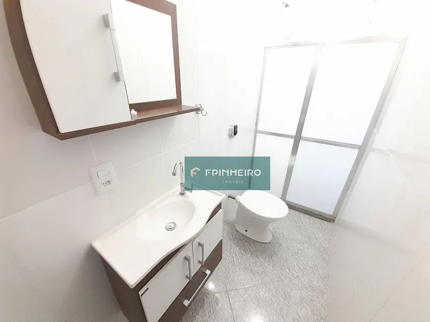 Foto 9 de Casa com 2 quartos para alugar, 50m2 em Bento Ribeiro, Rio De Janeiro - RJ