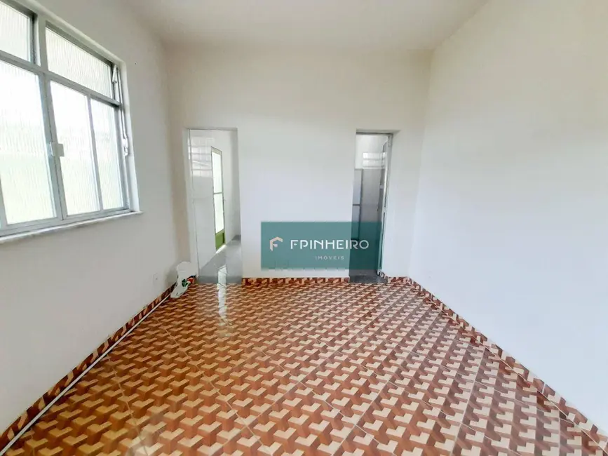 Foto 6 de Casa com 2 quartos para alugar, 50m2 em Bento Ribeiro, Rio De Janeiro - RJ
