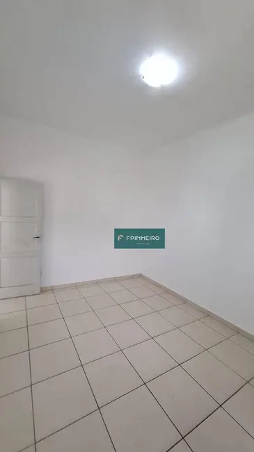 Foto 3 de Apartamento com 2 quartos para alugar, 60m2 em Cascadura, Rio De Janeiro - RJ