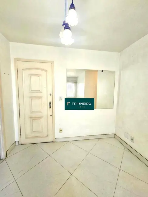 Foto 3 de Apartamento com 2 quartos para alugar, 46m2 em Engenho de Dentro, Rio De Janeiro - RJ