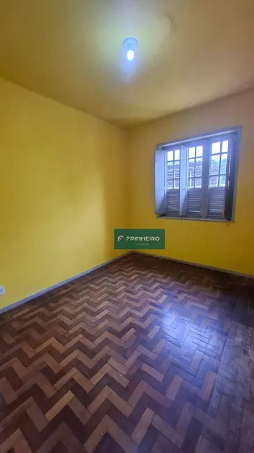 Foto 3 de Apartamento com 2 quartos para alugar, 60m2 em Cascadura, Rio De Janeiro - RJ