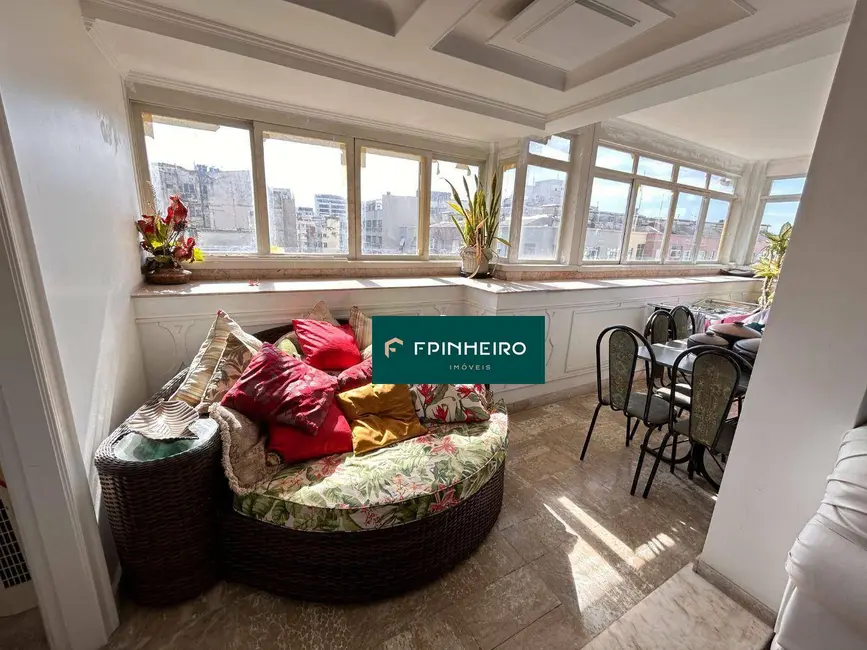 Cobertura com 4 quartos à venda, 355m2 em Copacabana, Rio De Janeiro - RJ - imagem 9 Foto 9 de Cobertura com 4 quartos à venda, 355m2 em Copacabana, Rio De Janeiro - RJ