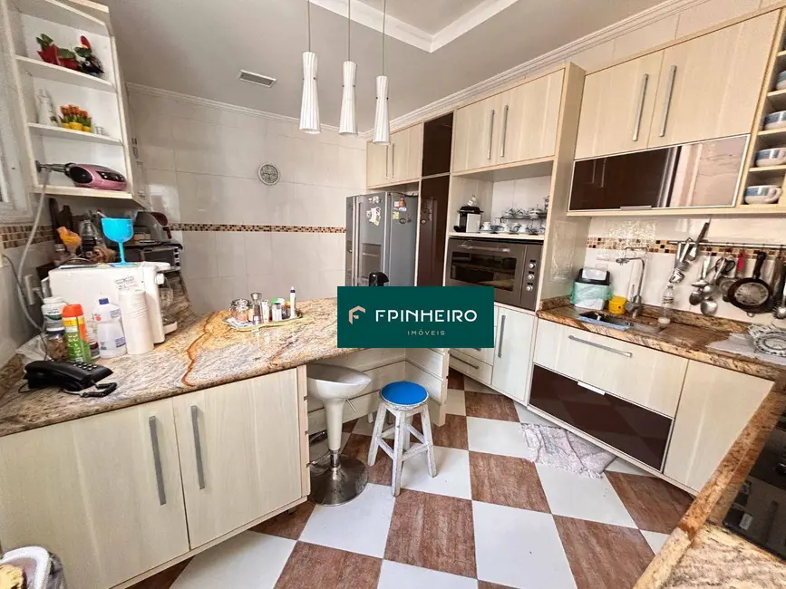 Cobertura com 4 quartos à venda, 355m2 em Copacabana, Rio De Janeiro - RJ - imagem 2 Foto 2 de Cobertura com 4 quartos à venda, 355m2 em Copacabana, Rio De Janeiro - RJ