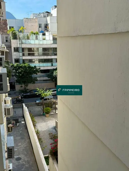 Apartamento com 1 quarto à venda, 38m2 em Ipanema, Rio De Janeiro - RJ - imagem 2 Foto 2 de Apartamento com 1 quarto à venda, 38m2 em Ipanema, Rio De Janeiro - RJ