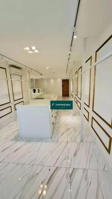 Foto 3 de Sala Comercial à venda, 105m2 em Vila Valqueire, Rio De Janeiro - RJ