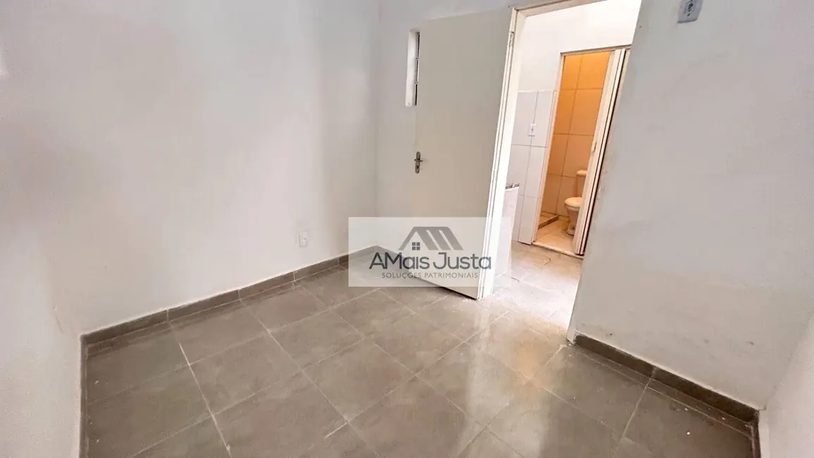 Foto 5 de Kitnet com 1 quarto para alugar, 30m2 em Madureira, Rio De Janeiro - RJ