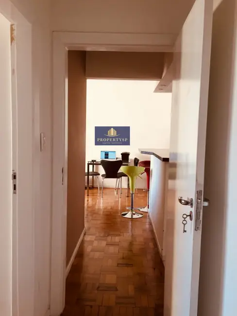 Apartamento com 2 quartos à venda, 81m2 em Pinheiros, São Paulo - SP - imagem 8 Foto 8 de Apartamento com 2 quartos à venda, 81m2 em Pinheiros, São Paulo - SP