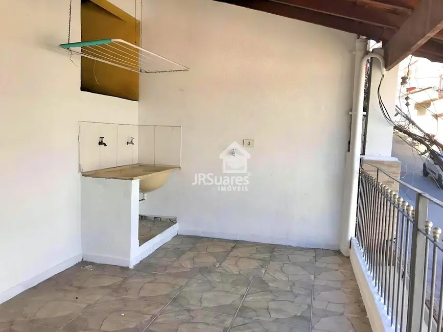 Foto 2 de Sobrado com 1 quarto para alugar em Vila Ayrosa, São Paulo - SP