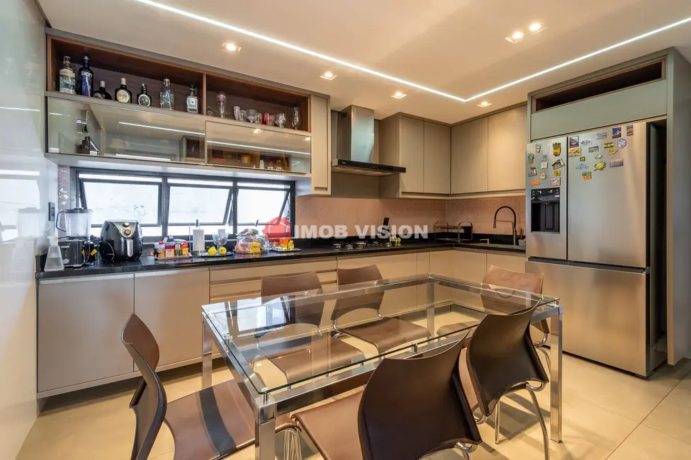 Foto 9 de Apartamento com 4 quartos à venda, 204m2 em Nossa Senhora das Graças, Manaus - AM