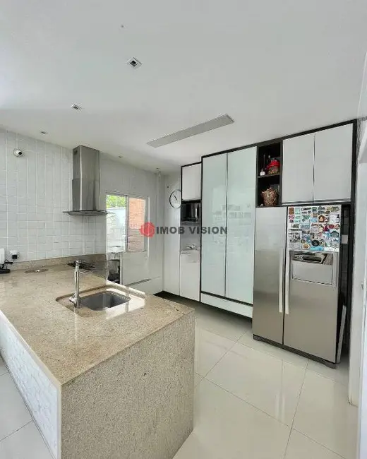 Casa de Condomínio com 3 quartos à venda, 250m2 em Aleixo, Manaus - AM - imagem 5 Foto 5 de Casa de Condomínio com 3 quartos à venda, 250m2 em Aleixo, Manaus - AM