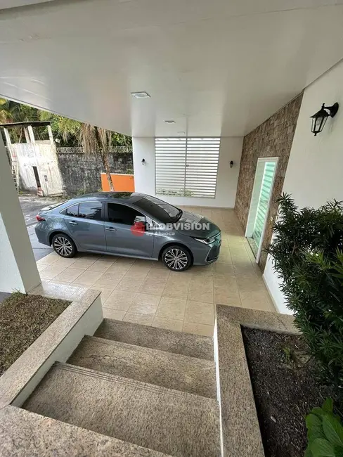 Foto 2 de Casa de Condomínio com 3 quartos à venda, 278m2 em Tarumã, Manaus - AM
