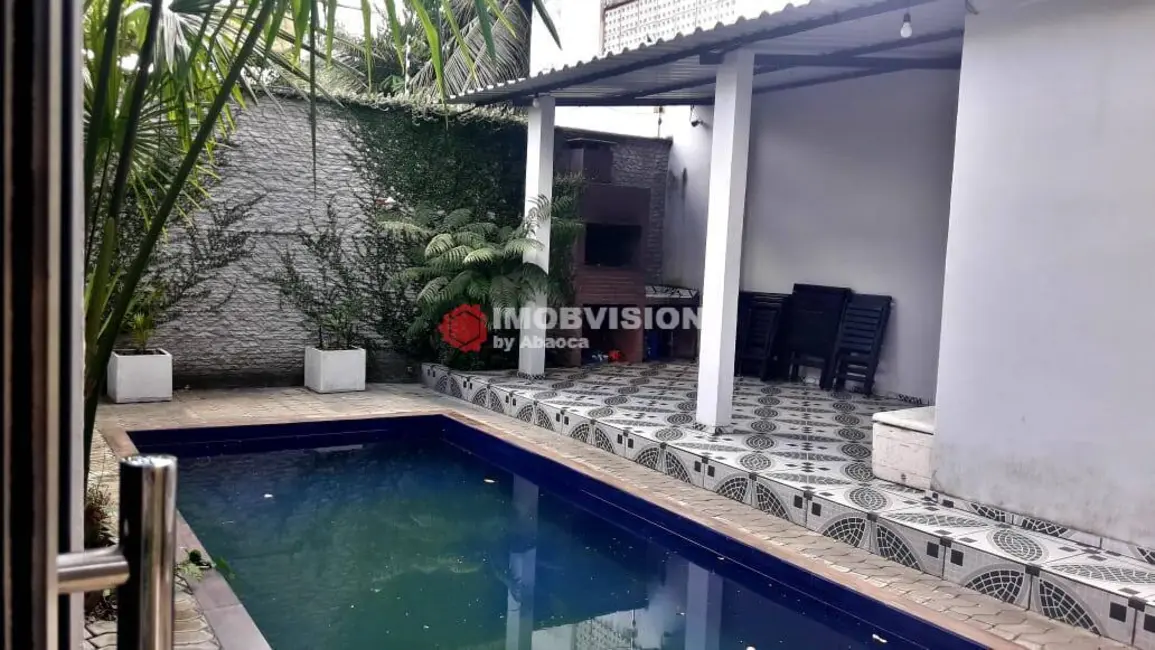 Casa com 3 quartos à venda, 252m2 em Flores, Manaus - AM - imagem 8 Foto 8 de Casa com 3 quartos à venda, 252m2 em Flores, Manaus - AM