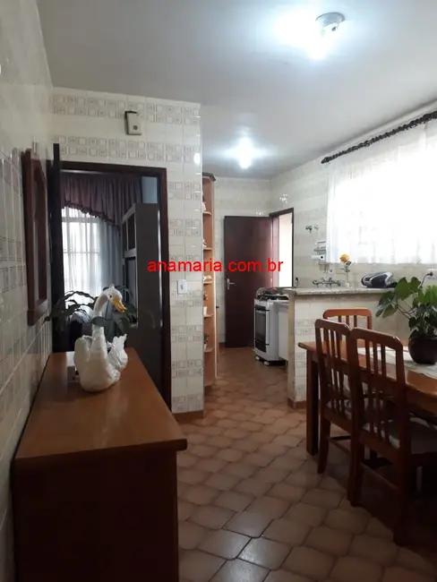 Foto 2 de Casa com 3 quartos à venda, 70m2 em Sao Jose Dos Campos - SP