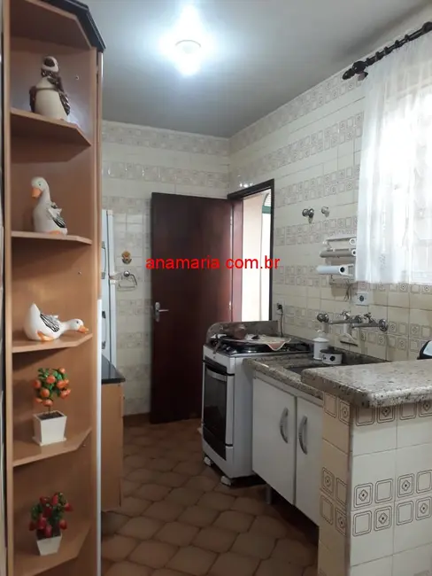 Foto 7 de Casa com 3 quartos à venda, 70m2 em Sao Jose Dos Campos - SP