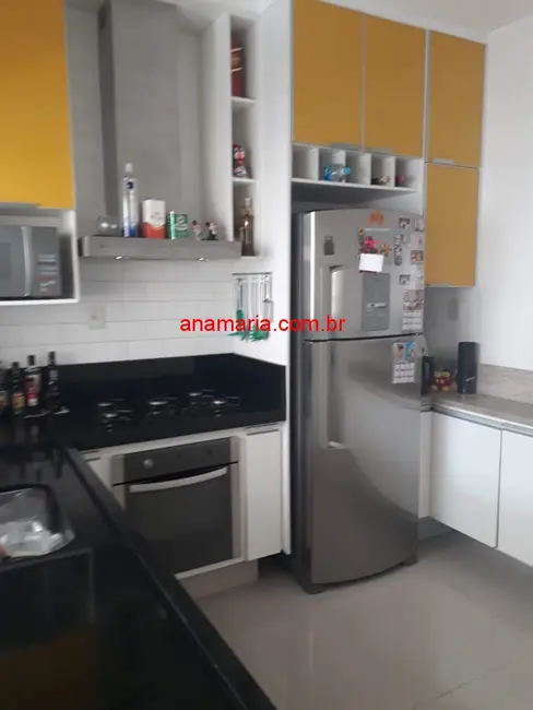 Foto 3 de Casa de Condomínio com 2 quartos à venda, 80m2 em Sao Jose Dos Campos - SP