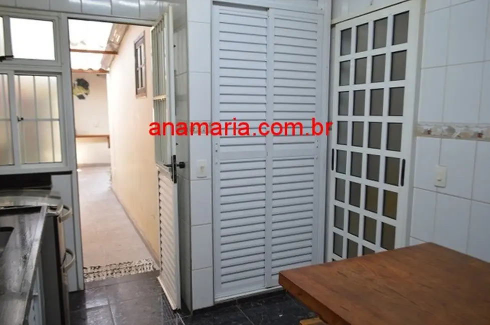 Foto 6 de Casa com 3 quartos à venda, 110m2 em Sao Jose Dos Campos - SP